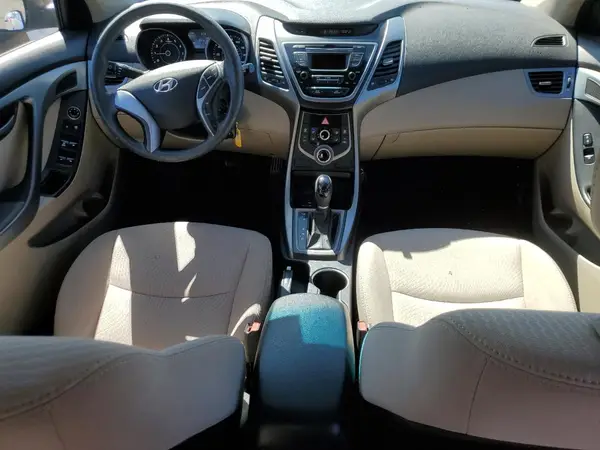 5NPDH4AE6GH699143 2016 HYUNDAI ELANTRA - Image 8