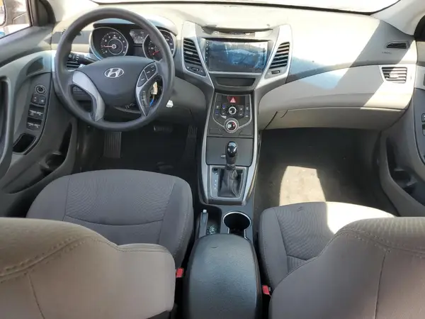 5NPDH4AE6GH699546 2016 HYUNDAI ELANTRA - Image 8