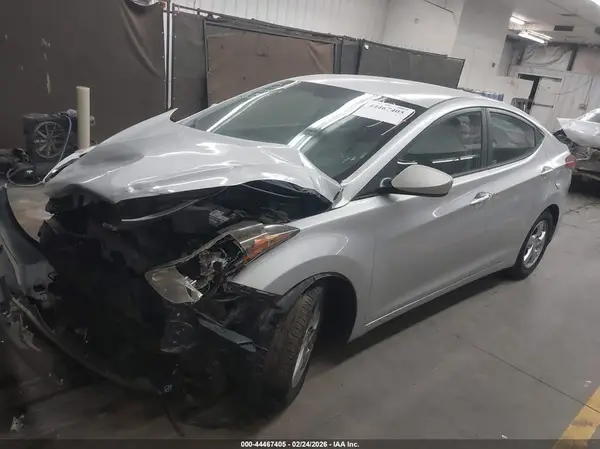 5NPDH4AE6GH700274 2016 HYUNDAI ELANTRA - Image 2