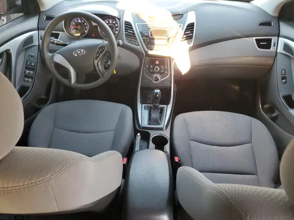 5NPDH4AE6GH700839 2016 HYUNDAI ELANTRA - Image 8
