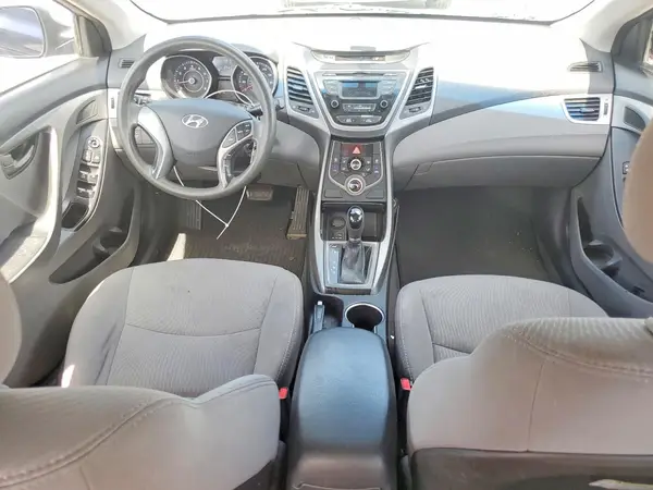 5NPDH4AE6GH701599 2016 HYUNDAI ELANTRA - Image 8