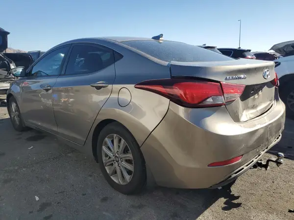 5NPDH4AE6GH704597 2016 HYUNDAI ELANTRA - Image 2