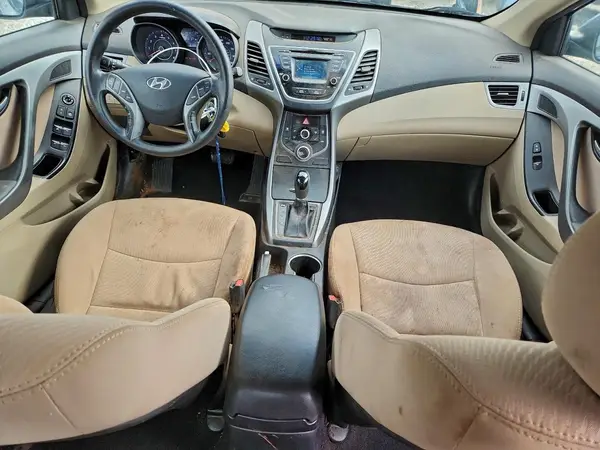 5NPDH4AE6GH705247 2016 HYUNDAI ELANTRA - Image 8