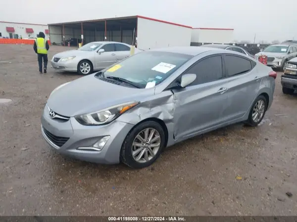 5NPDH4AE6GH708066 2016 HYUNDAI ELANTRA - Image 2