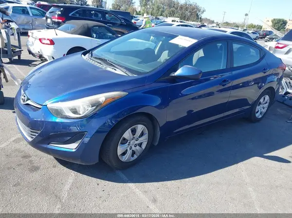5NPDH4AE6GH708701 2016 HYUNDAI ELANTRA - Image 2