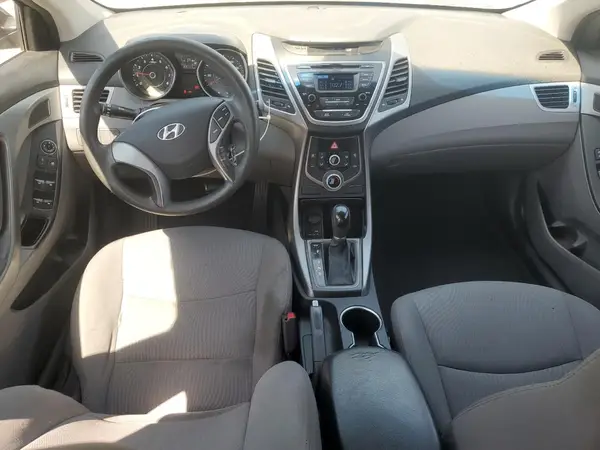 5NPDH4AE6GH709928 2016 HYUNDAI ELANTRA - Image 8