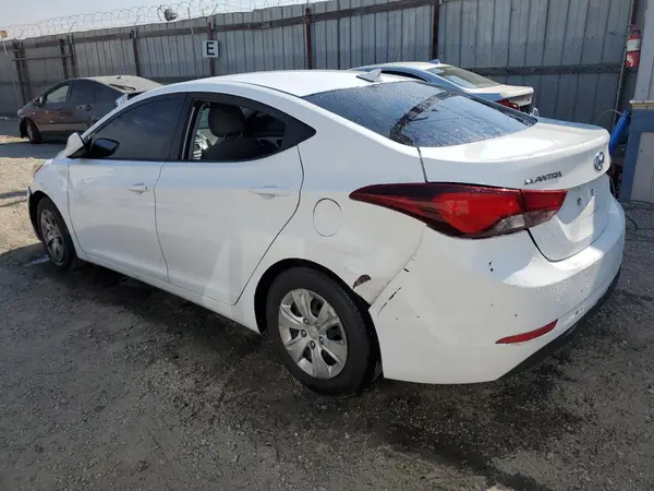 5NPDH4AE6GH710061 2016 HYUNDAI ELANTRA - Image 2