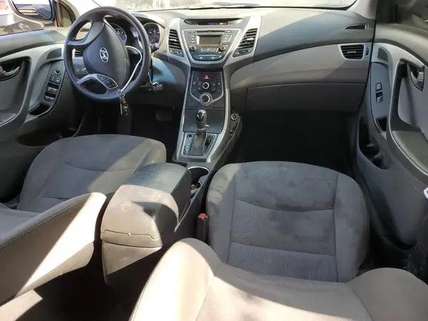 5NPDH4AE6GH710061 2016 HYUNDAI ELANTRA - Image 8