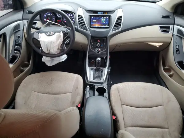 5NPDH4AE6GH711176 2016 HYUNDAI ELANTRA - Image 8