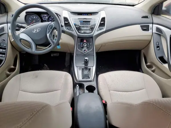 5NPDH4AE6GH712246 2016 HYUNDAI ELANTRA - Image 8