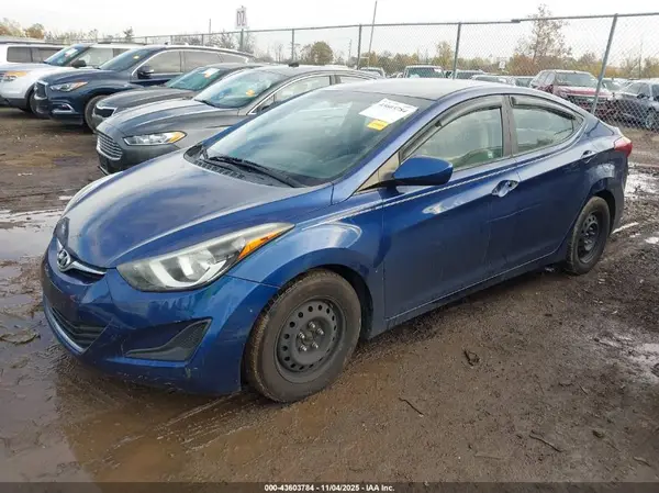 5NPDH4AE6GH712506 2016 HYUNDAI ELANTRA - Image 2