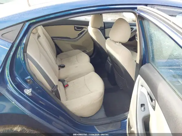 5NPDH4AE6GH712506 2016 HYUNDAI ELANTRA - Image 8