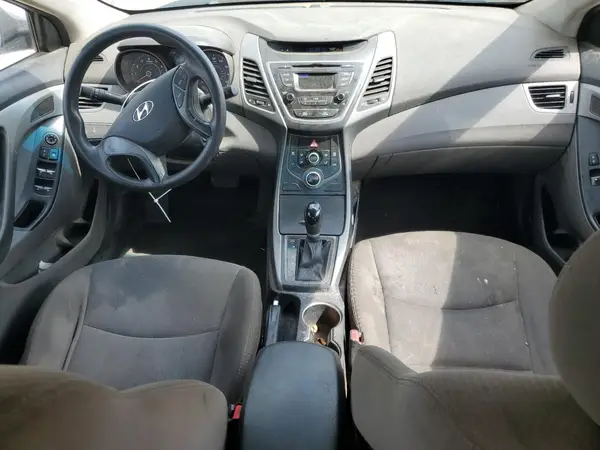 5NPDH4AE6GH714269 2016 HYUNDAI ELANTRA - Image 8