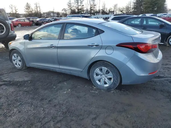 5NPDH4AE6GH714496 2016 HYUNDAI ELANTRA - Image 2