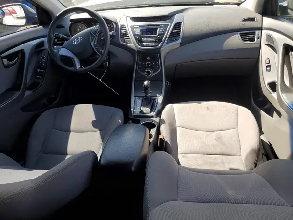 5NPDH4AE6GH715678 2016 HYUNDAI ELANTRA - Image 8