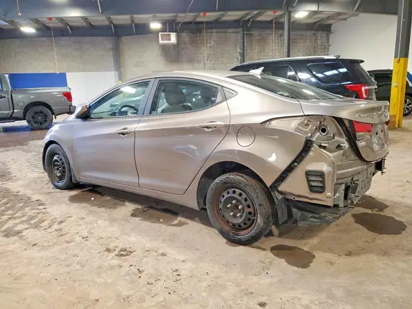 5NPDH4AE6GH718435 2016 HYUNDAI ELANTRA - Image 2