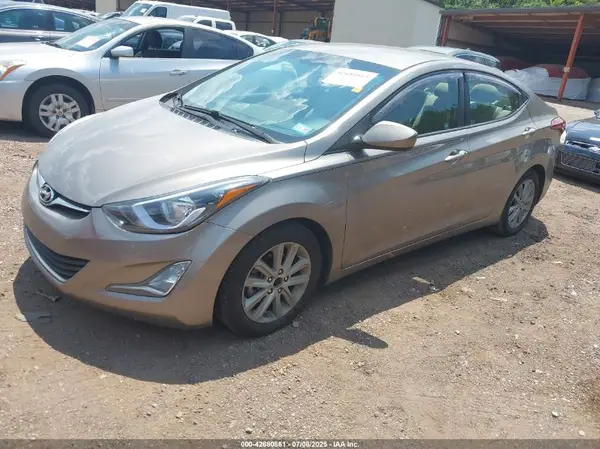 5NPDH4AE6GH718578 2016 HYUNDAI ELANTRA - Image 2