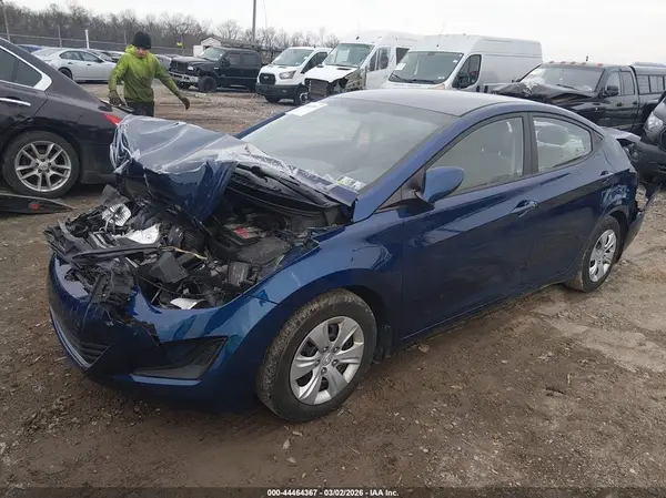 5NPDH4AE6GH718984 2016 HYUNDAI ELANTRA - Image 2
