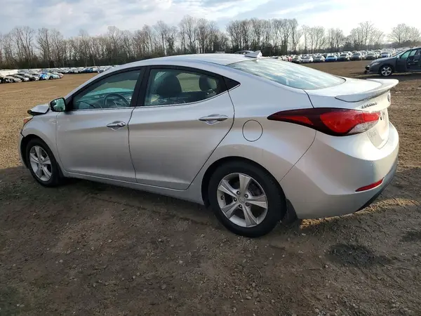 5NPDH4AE6GH719990 2016 HYUNDAI ELANTRA - Image 2