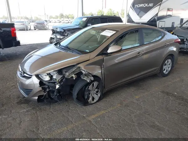 5NPDH4AE6GH721531 2016 HYUNDAI ELANTRA - Image 2