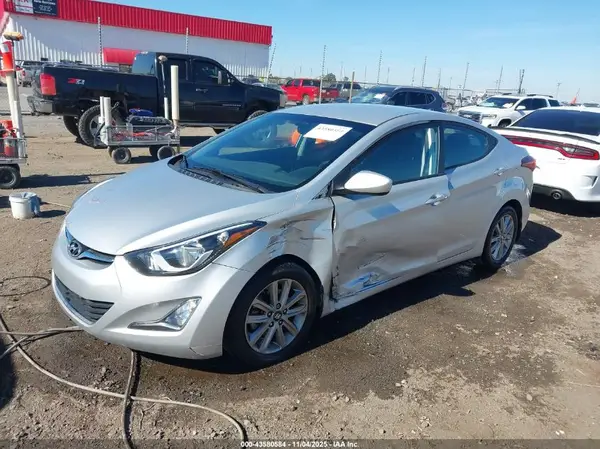 5NPDH4AE6GH723005 2016 HYUNDAI ELANTRA - Image 2