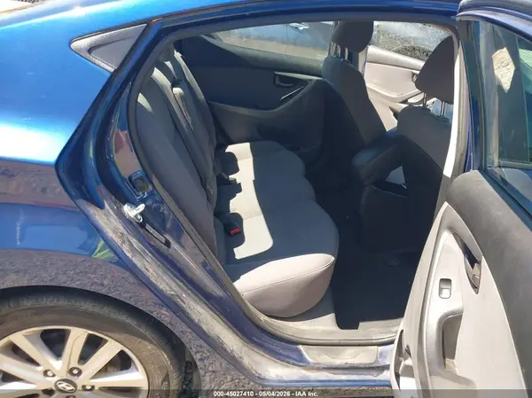 5NPDH4AE6GH723490 2016 HYUNDAI ELANTRA - Image 8