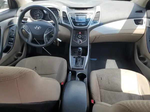 5NPDH4AE6GH723733 2016 HYUNDAI ELANTRA - Image 8