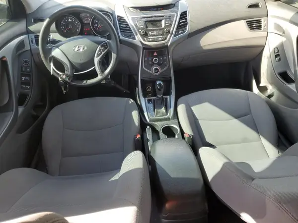 5NPDH4AE6GH726535 2016 HYUNDAI ELANTRA - Image 8