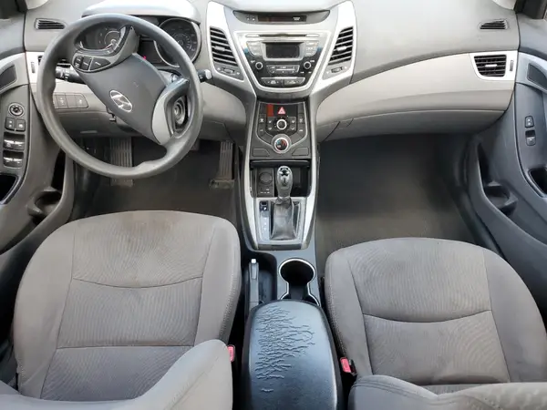 5NPDH4AE6GH727104 2016 HYUNDAI ELANTRA - Image 8