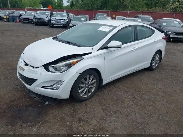 5NPDH4AE6GH727314 2016 HYUNDAI ELANTRA - Image 2