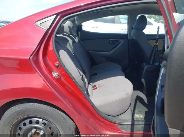 5NPDH4AE6GH728494 2016 HYUNDAI ELANTRA - Image 8