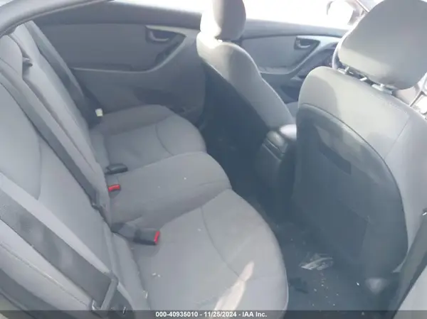 5NPDH4AE6GH729841 2016 HYUNDAI ELANTRA - Image 8