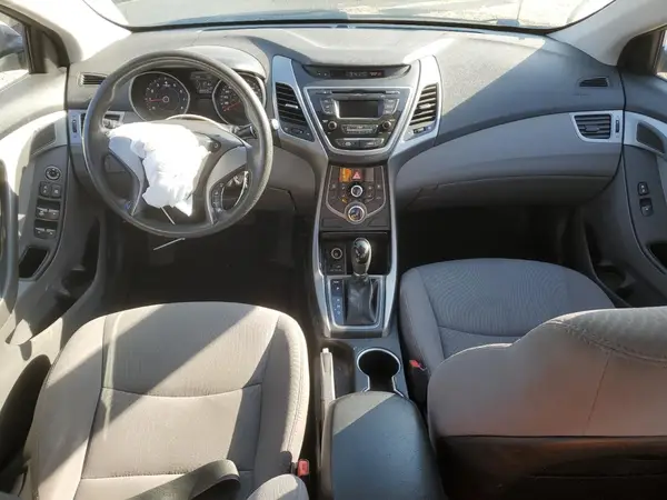 5NPDH4AE6GH730584 2016 HYUNDAI ELANTRA - Image 8