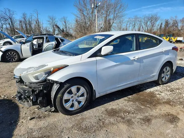 5NPDH4AE6GH731153 2016 HYUNDAI ELANTRA - Image 1