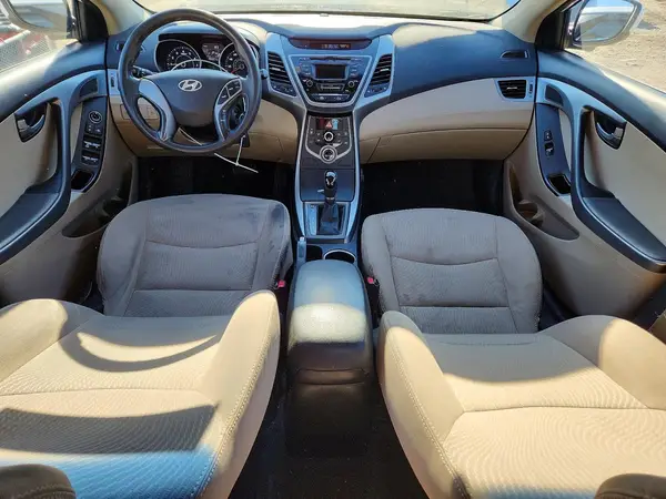 5NPDH4AE6GH731153 2016 HYUNDAI ELANTRA - Image 8