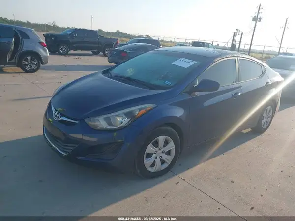 5NPDH4AE6GH731217 2016 HYUNDAI ELANTRA - Image 2