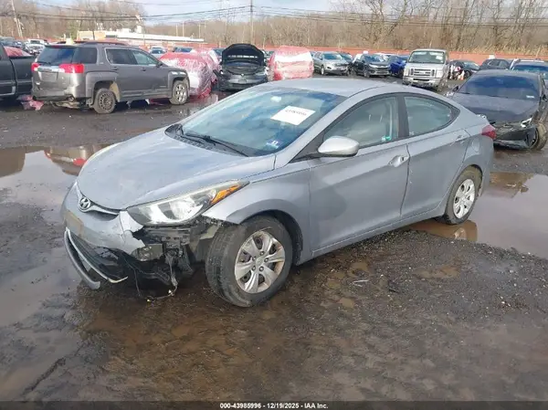 5NPDH4AE6GH731816 2016 HYUNDAI ELANTRA - Image 2