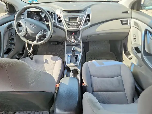 5NPDH4AE6GH732433 2016 HYUNDAI ELANTRA - Image 8
