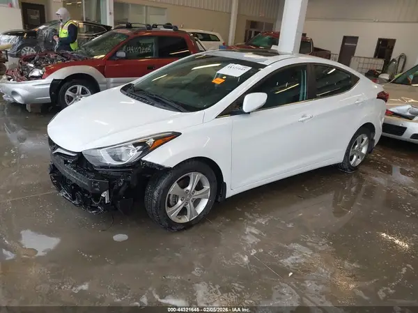 5NPDH4AE6GH732478 2016 HYUNDAI ELANTRA - Image 2