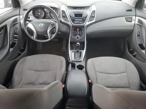 5NPDH4AE6GH732755 2016 HYUNDAI ELANTRA - Image 8