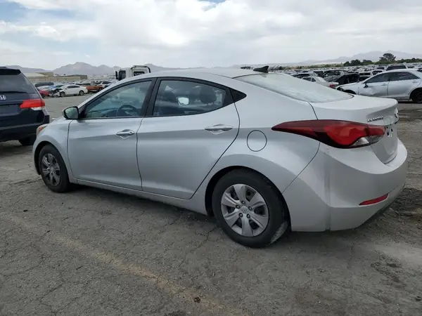 5NPDH4AE6GH733081 2016 HYUNDAI ELANTRA - Image 2