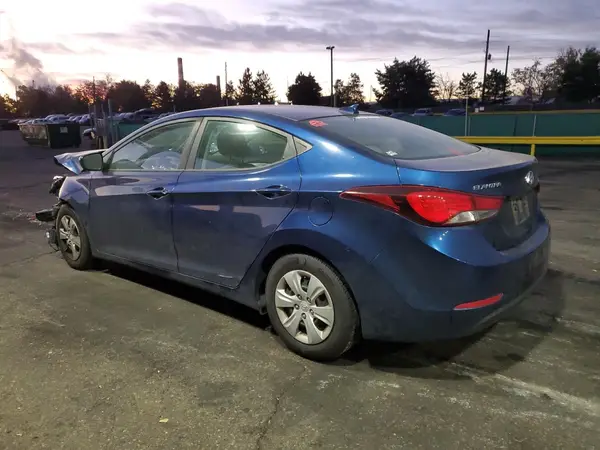 5NPDH4AE6GH739382 2016 HYUNDAI ELANTRA - Image 2