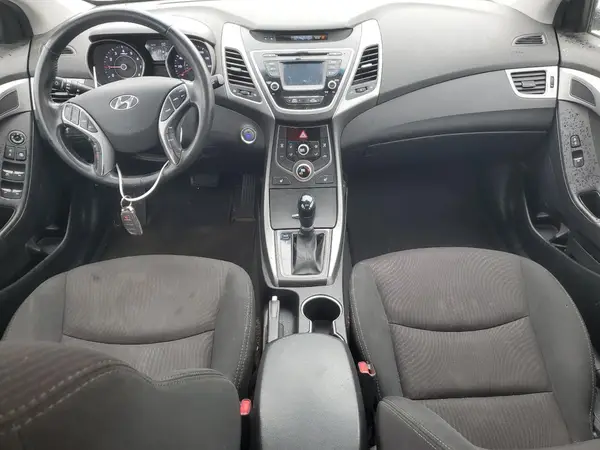 5NPDH4AE6GH740452 2016 HYUNDAI ELANTRA - Image 8