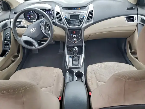 5NPDH4AE6GH742668 2016 HYUNDAI ELANTRA - Image 8