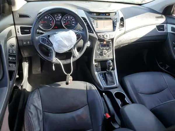 5NPDH4AE6GH744730 2016 HYUNDAI ELANTRA - Image 8