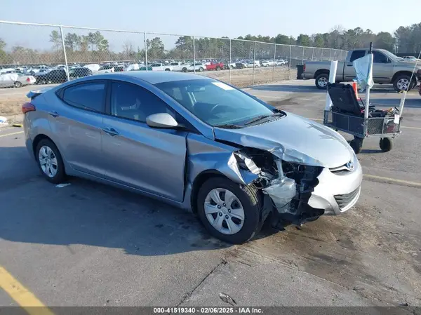 5NPDH4AE6GH745683 2016 HYUNDAI ELANTRA - Image 1