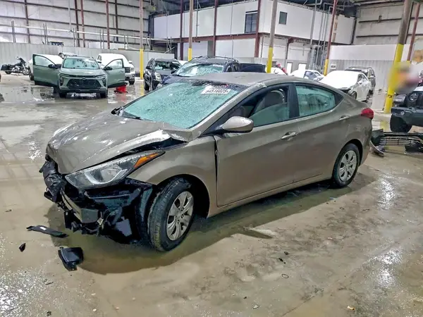 5NPDH4AE6GH746431 2016 HYUNDAI ELANTRA - Image 2