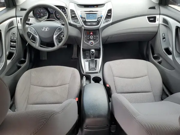 5NPDH4AE6GH746770 2016 HYUNDAI ELANTRA - Image 8