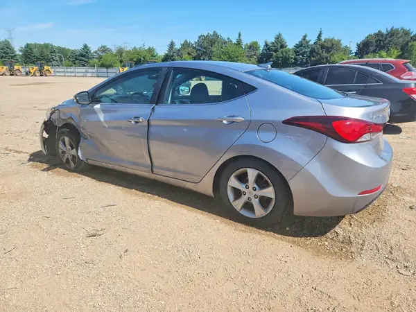 5NPDH4AE6GH747692 2016 HYUNDAI ELANTRA - Image 2