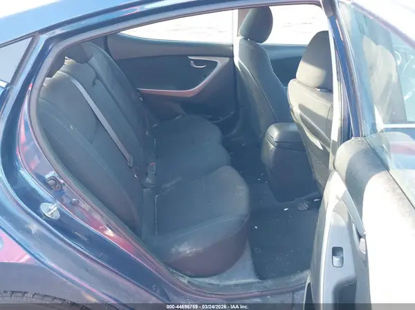 5NPDH4AE6GH752245 2016 HYUNDAI ELANTRA - Image 8